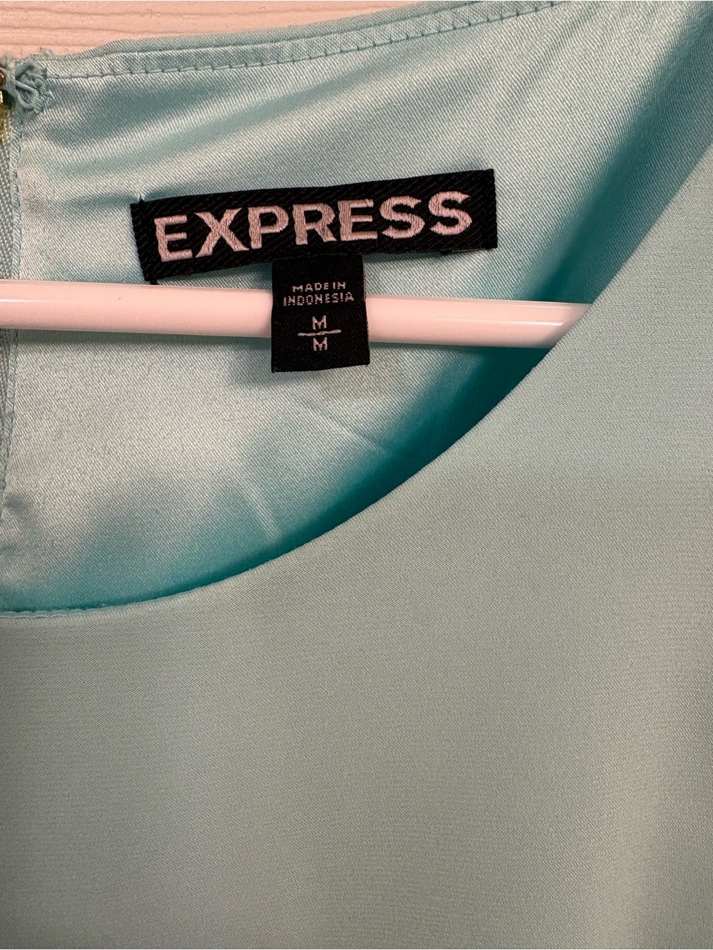 Express Peplum Tops – 2 pc Bundle Lot - Size Medium - Coral Pink & Light Blue - Picture 5 of 13